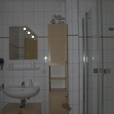 Ferienanlage-reriker-strasse-eg-links-9388 Apartment Kuehlungsborn