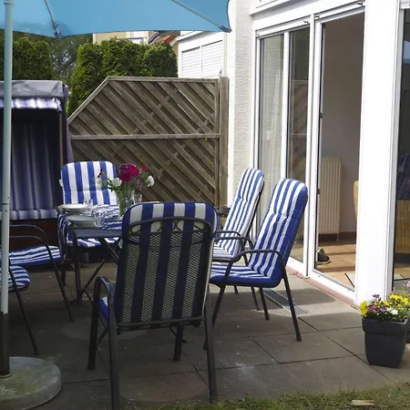 Ferienanlage-reriker-strasse-eg-links-9388 Apartment Kuehlungsborn